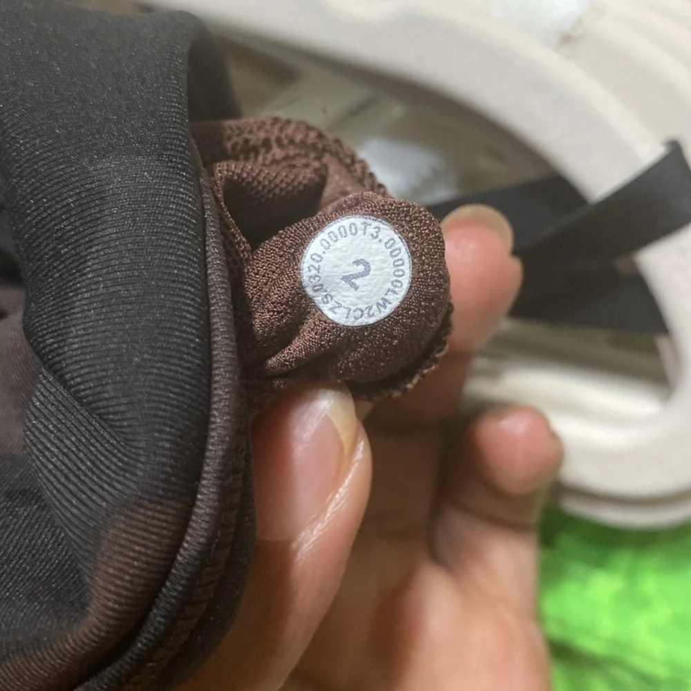 Lululemon Free To Be Bra Wild *Light Support, A/B Cup Size 2 - Picture 4 of 7